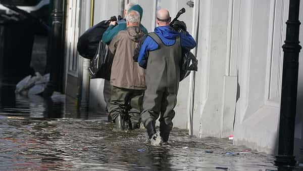 Met Office issues amber weather warnings as Storm Ciaran approaches